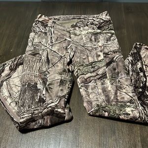 Women’s Huntworth Camo Pants